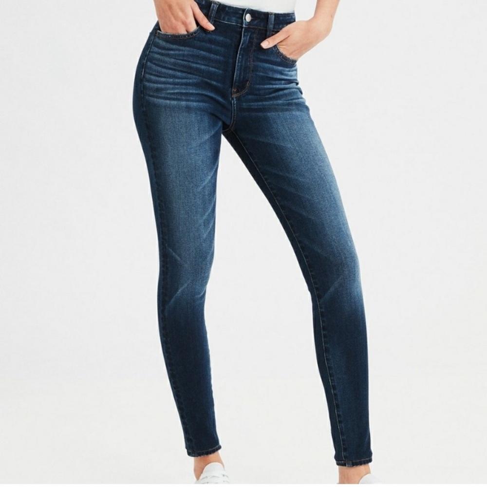 NWOT!!! American Eagle Dark Blue Super Stretch Jegging Size 10 Short